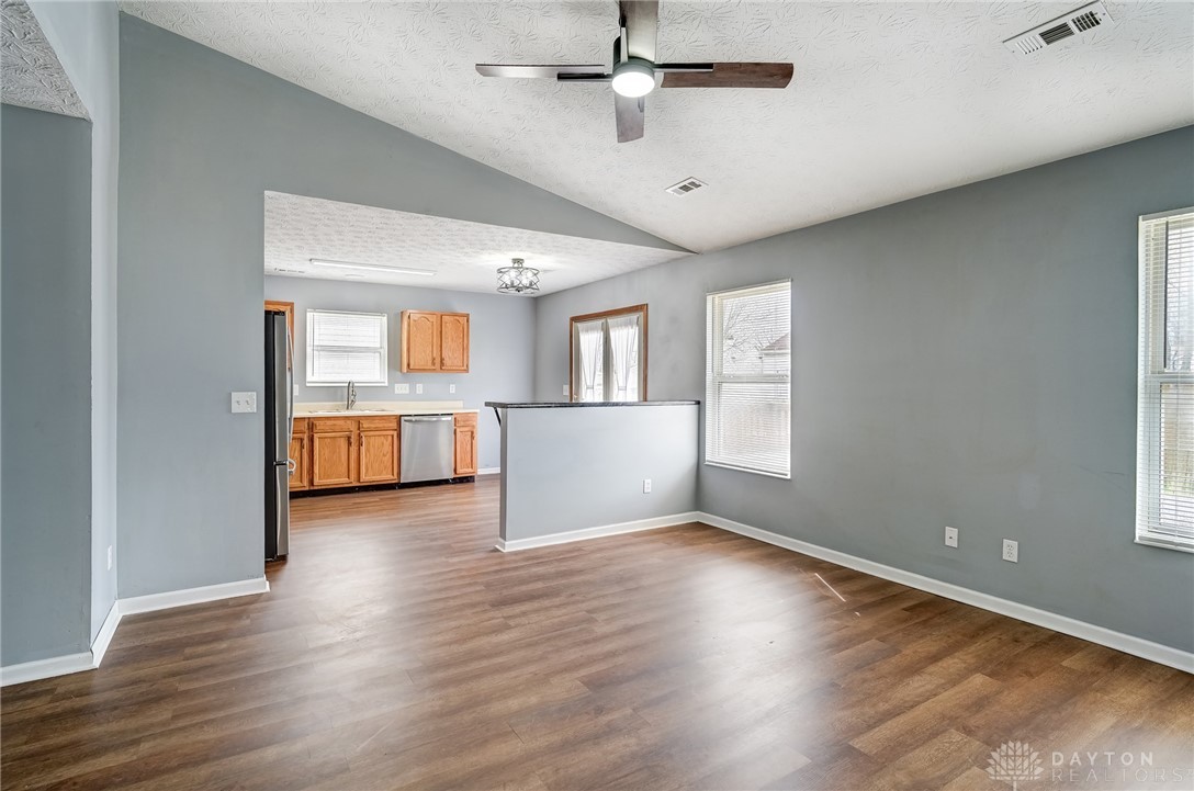 551 Sherman Drive, Franklin, Ohio image 8