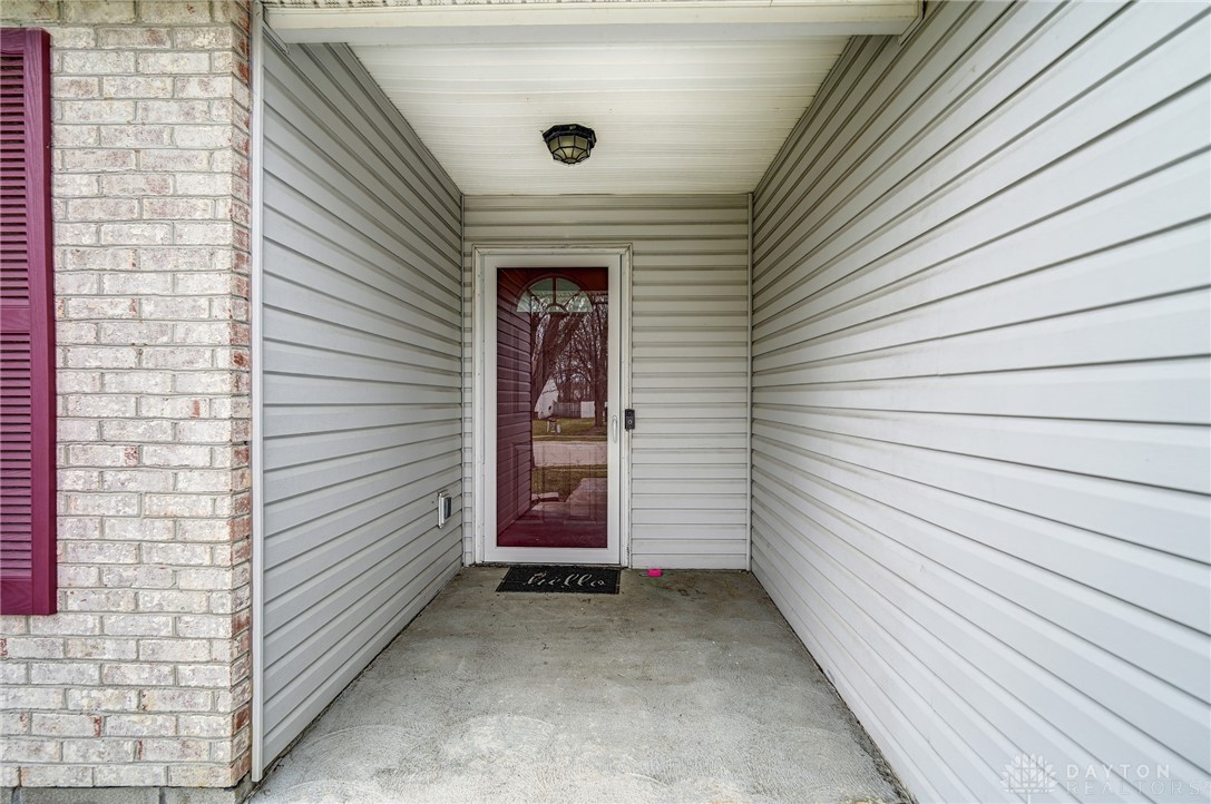 551 Sherman Drive, Franklin, Ohio image 5