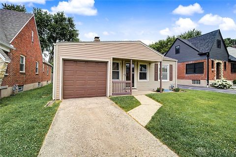Photo of 317 Cushing Avenue, Kettering, OH 45429 (MLS # 961409)