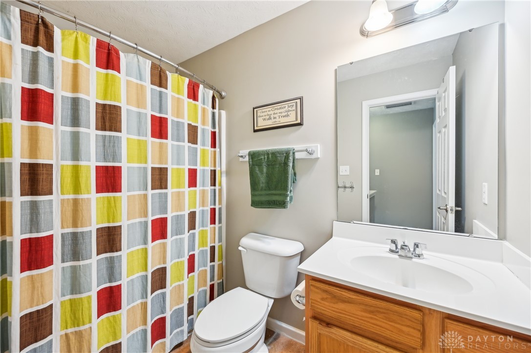 2403 Gerard Court, Fairborn, Ohio image 17