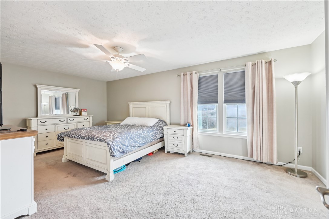 2403 Gerard Court, Fairborn, Ohio image 19