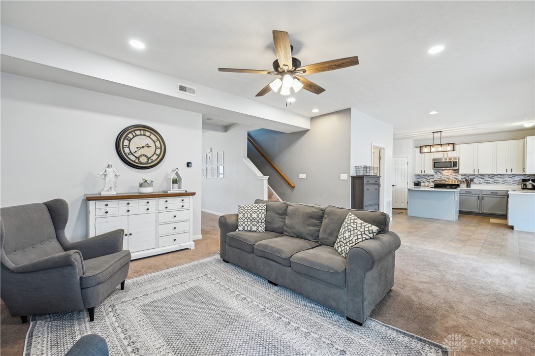 2403 Gerard Court, Fairborn, Ohio image 4