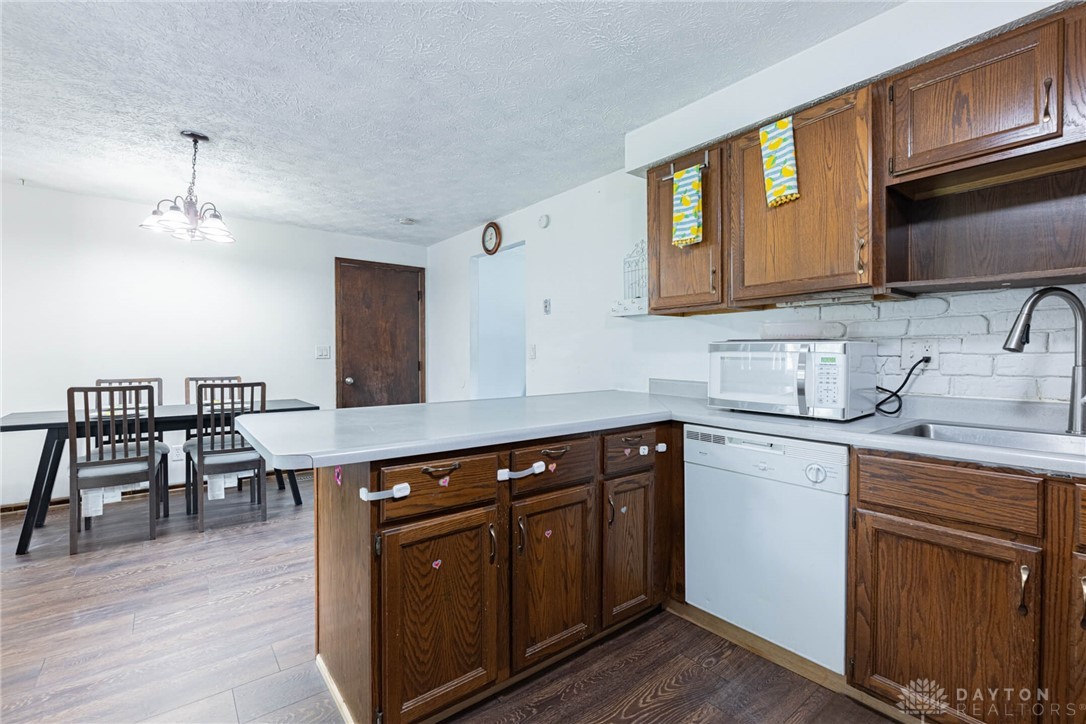 250 Grantwood Drive, Dayton, Ohio image 10