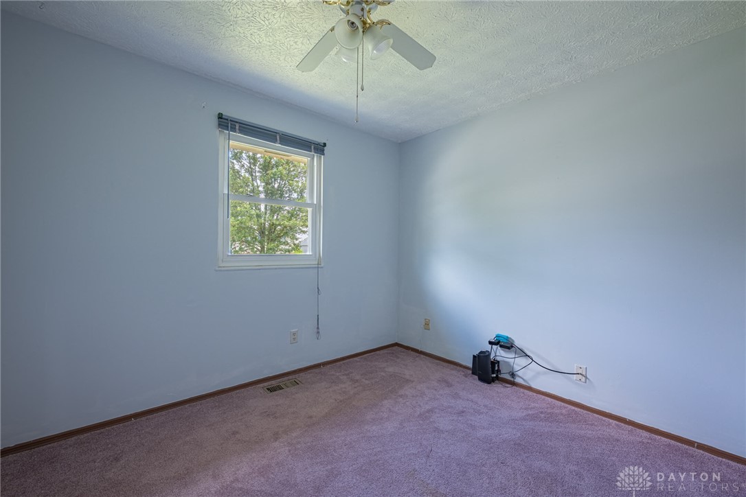 250 Grantwood Drive, Dayton, Ohio image 19
