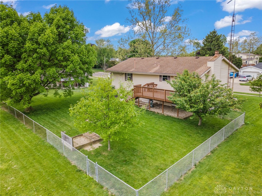 817 Dartmouth Road, Troy, Ohio image 6