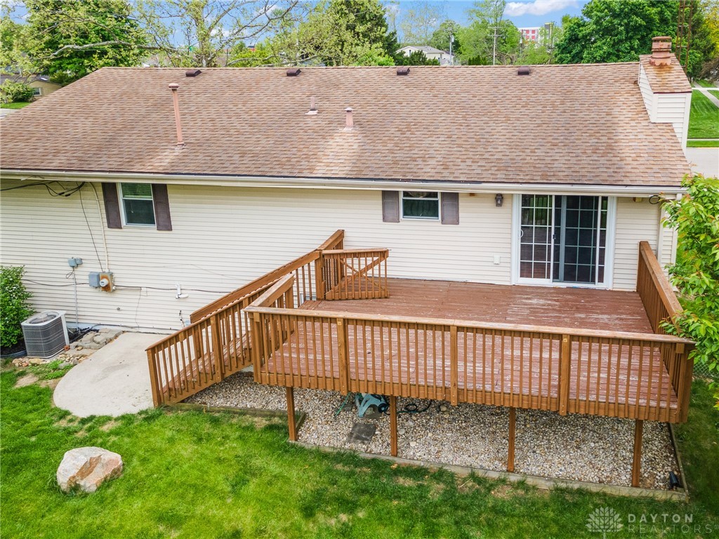 817 Dartmouth Road, Troy, Ohio image 7