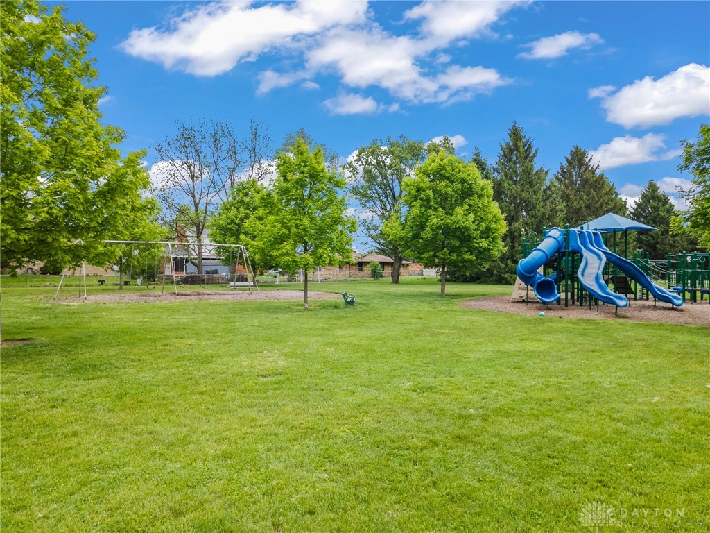 817 Dartmouth Road, Troy, Ohio image 13