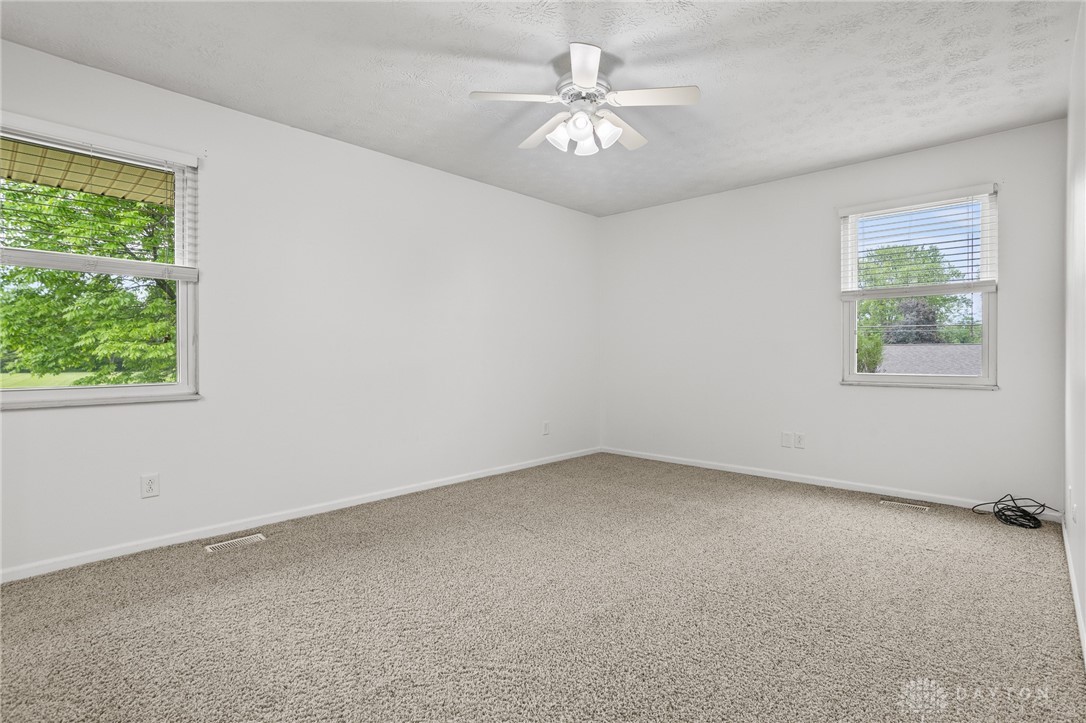 817 Dartmouth Road, Troy, Ohio image 35