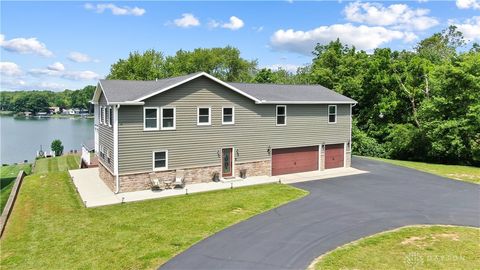 Photo of 855 Quarry Road, Silver Creek Twp, OH 45335 (MLS # 954189)