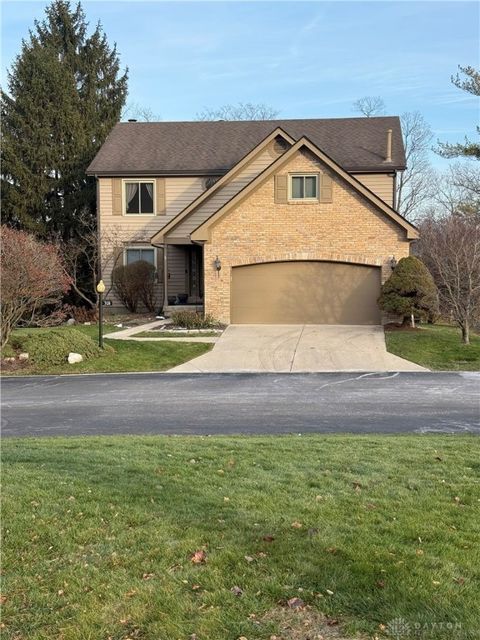 Photo of 7128 Hartcrest Lane #130, Dayton, OH 45459 (MLS # 949293)
