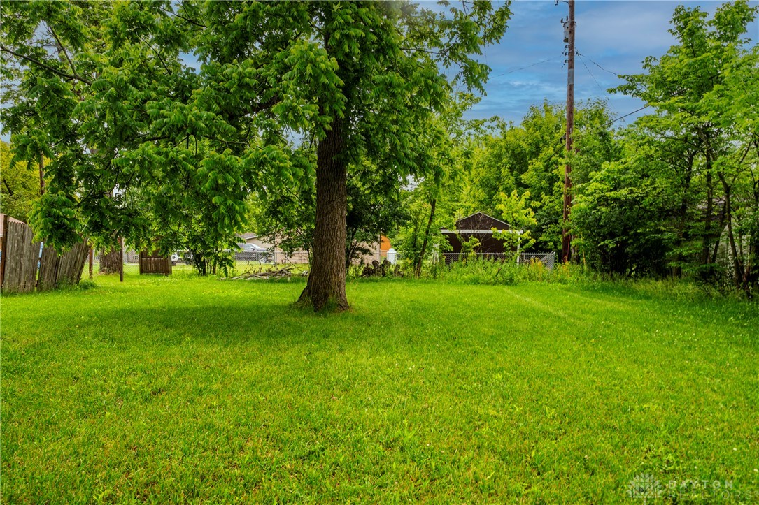 35 Vinewood Court, Clayton, Ohio image 32