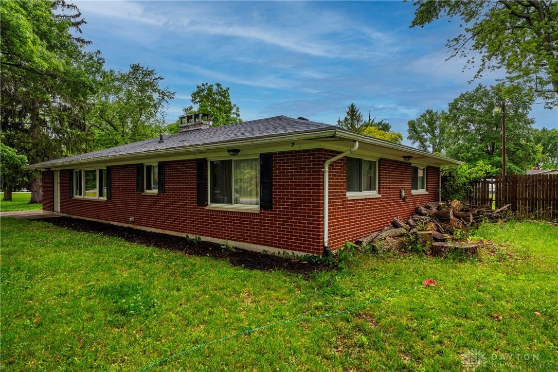 35 Vinewood Court, Clayton, Ohio image 29
