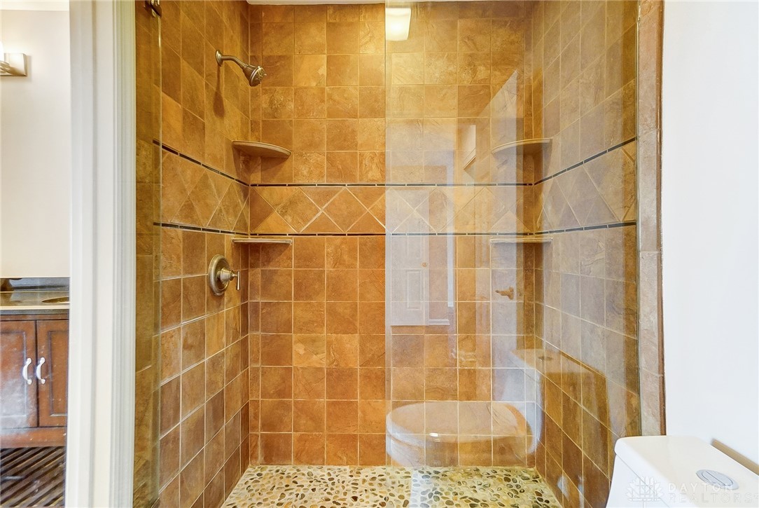 3981 Prestwick Place, Beavercreek, Ohio image 22
