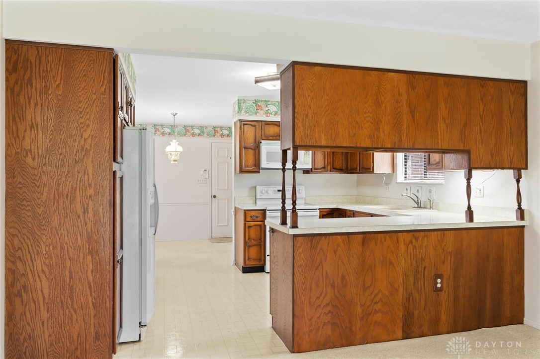63 Beacon Hill Drive, Dayton, Ohio image 18