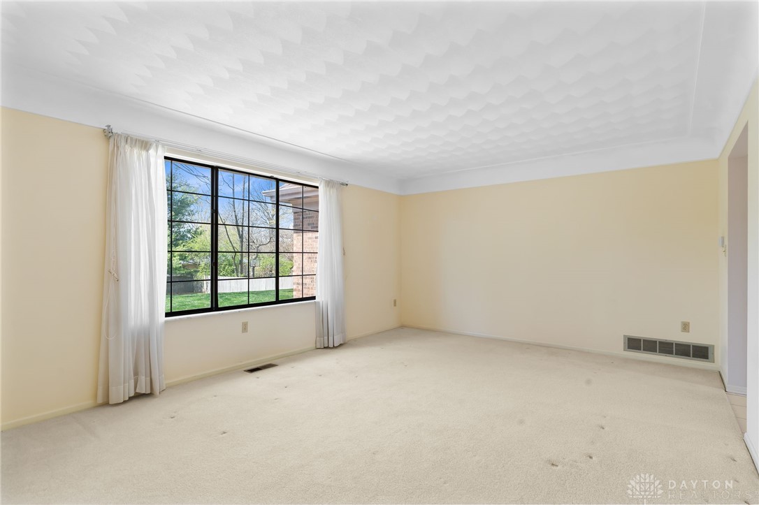 63 Beacon Hill Drive, Dayton, Ohio image 13