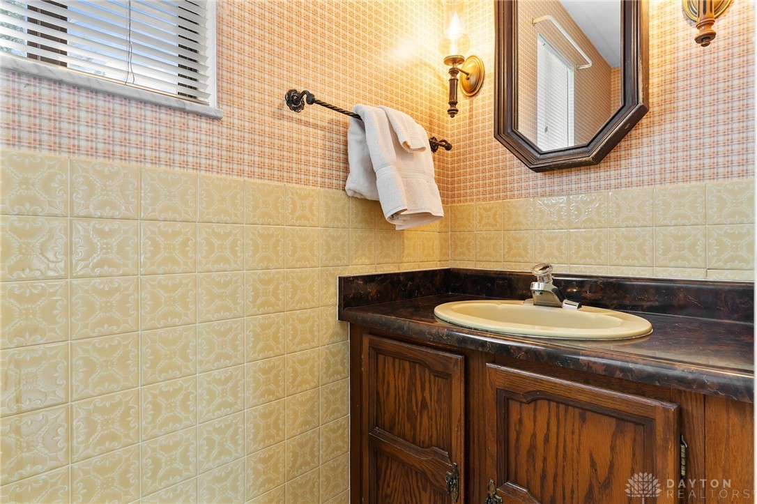 63 Beacon Hill Drive, Dayton, Ohio image 25