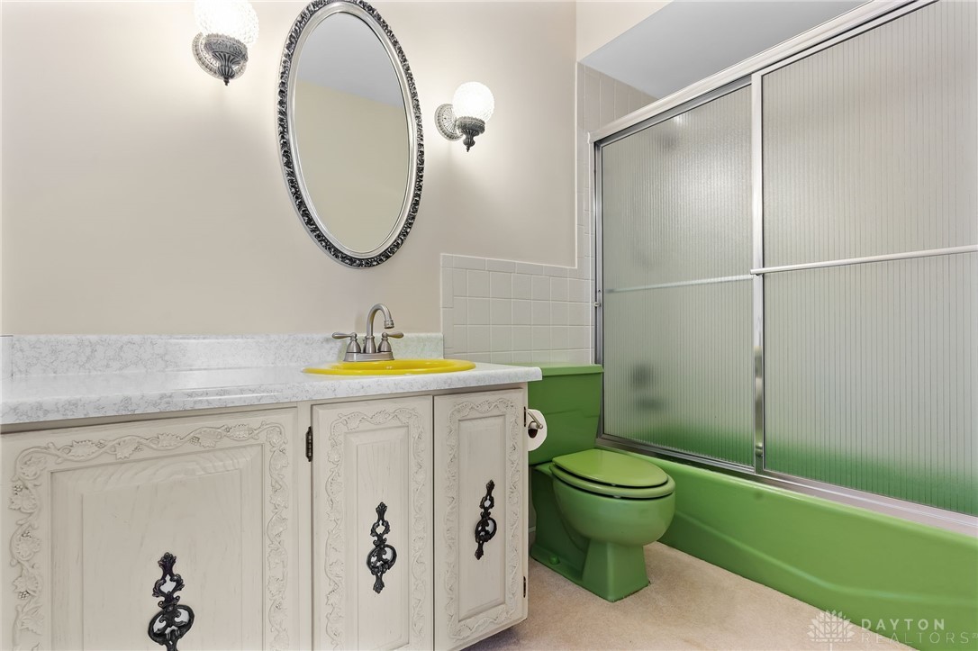 63 Beacon Hill Drive, Dayton, Ohio image 37