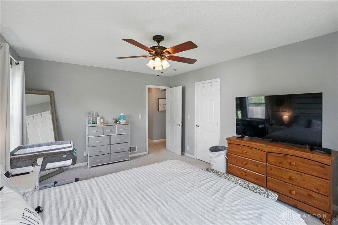 3858 Shadeland Avenue, Beavercreek, Ohio image 16