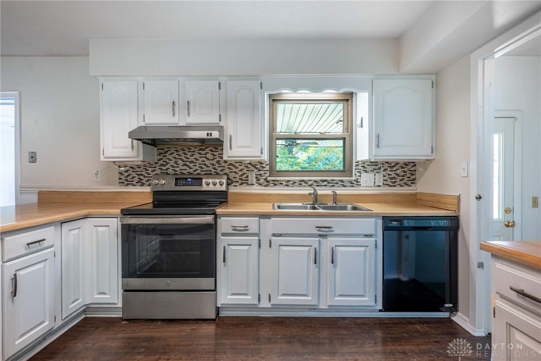 3558 Knollbrook Drive, Franklin, Ohio image 9