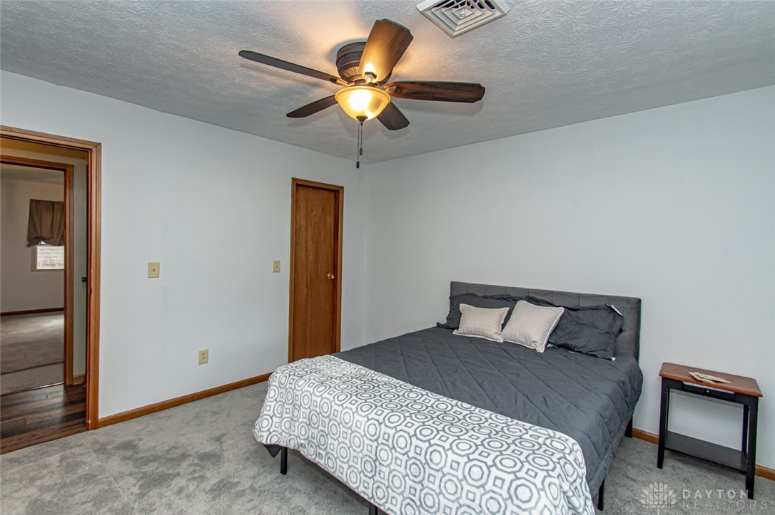 120 Valhalla Drive, Eaton, Ohio image 24