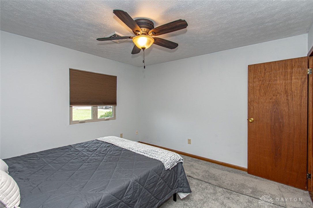 120 Valhalla Drive, Eaton, Ohio image 25