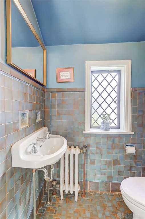 Kettering, Ohio 45429, United States, 5 Bedrooms Bedrooms, ,4 BathroomsBathrooms,Residential,Pending,105940