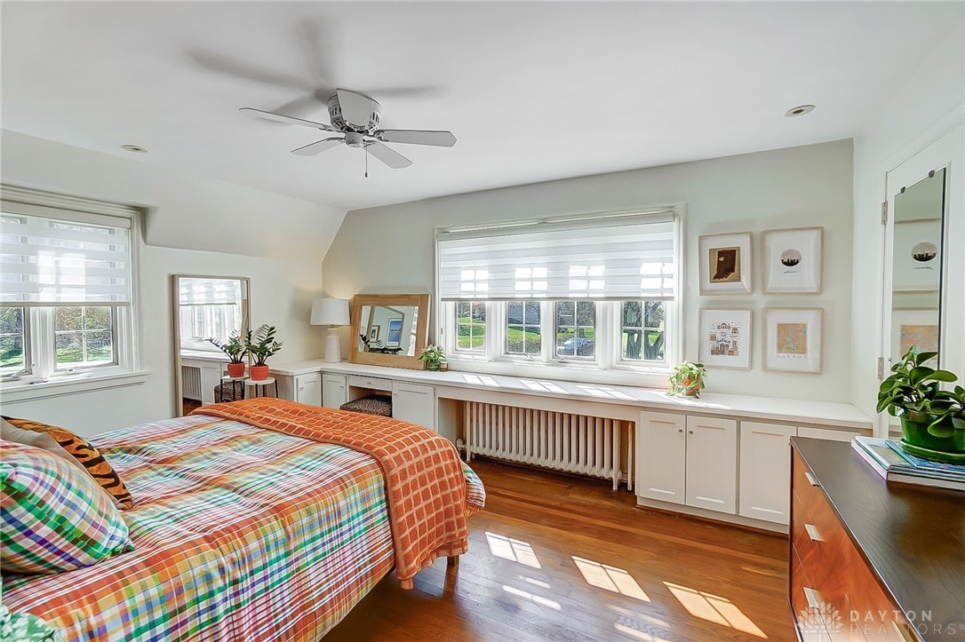 Kettering, Ohio 45429, United States, 5 Bedrooms Bedrooms, ,4 BathroomsBathrooms,Residential,Pending,105940