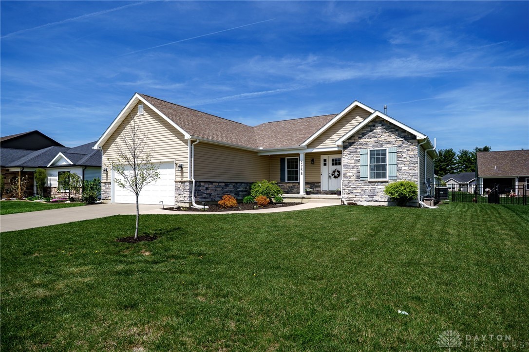 2755 Douglas Drive, Troy, Ohio image 37