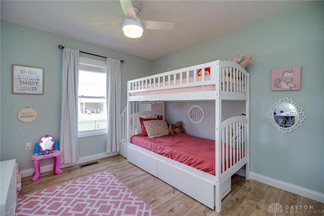 2755 Douglas Drive, Troy, Ohio image 18