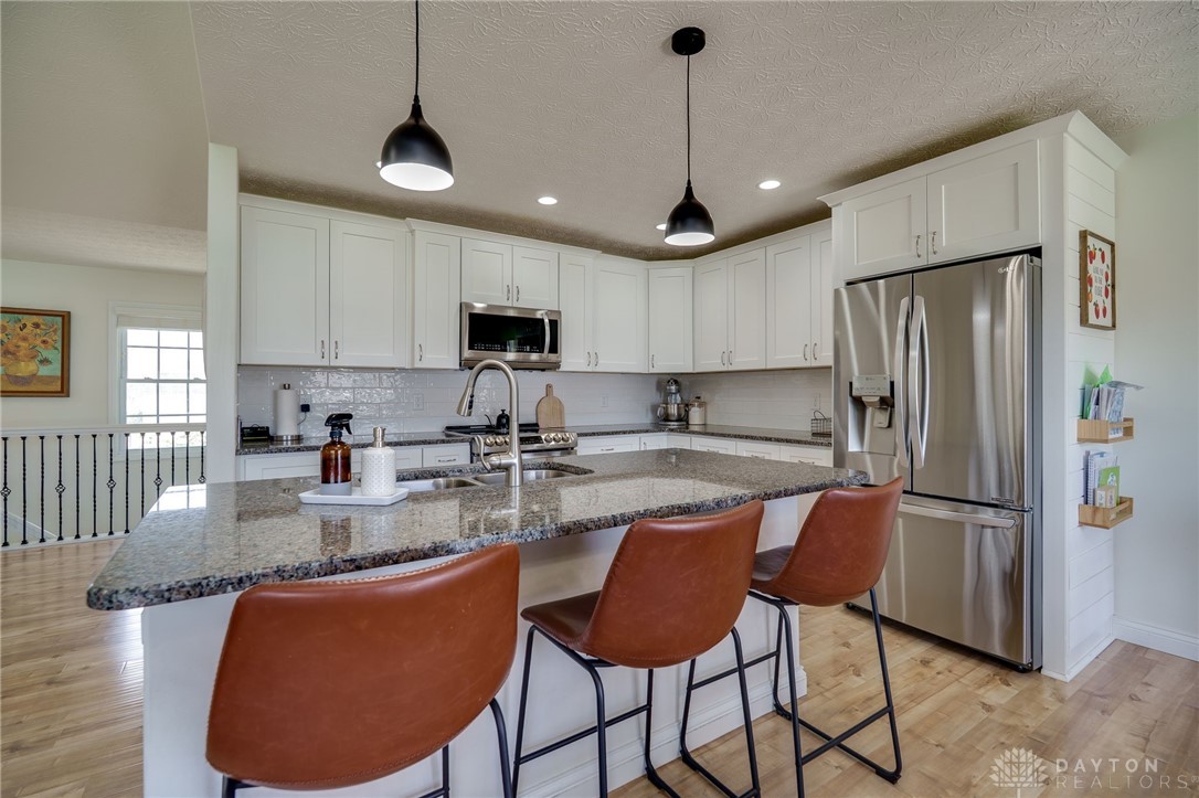 2755 Douglas Drive, Troy, Ohio image 10
