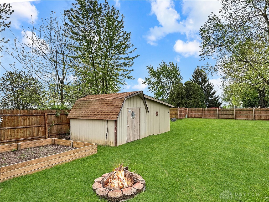 5400 Tamarack Trail, Greenville, Ohio image 22