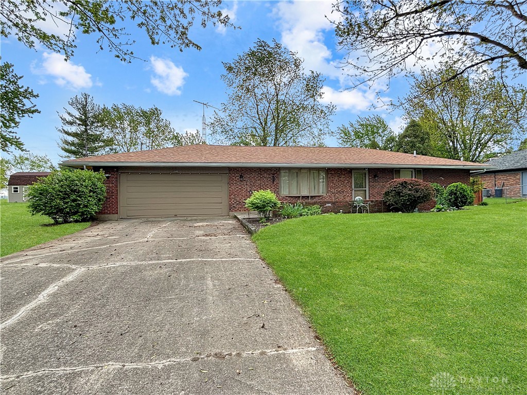 5400 Tamarack Trail, Greenville, Ohio image 18