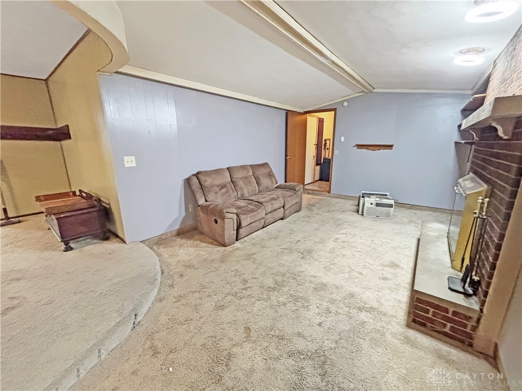 5400 Tamarack Trail, Greenville, Ohio image 9