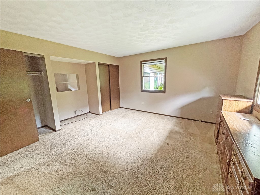 5400 Tamarack Trail, Greenville, Ohio image 12