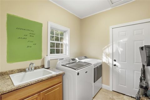 Tiny photo for 917 Kerns Drive, Lebanon, OH 45036 (MLS # 945527)