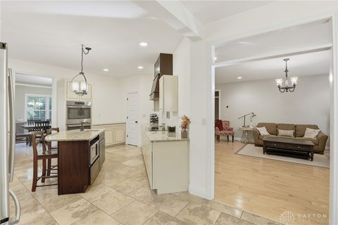 Tiny photo for 917 Kerns Drive, Lebanon, OH 45036 (MLS # 945527)