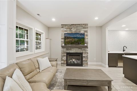 Tiny photo for 917 Kerns Drive, Lebanon, OH 45036 (MLS # 945527)