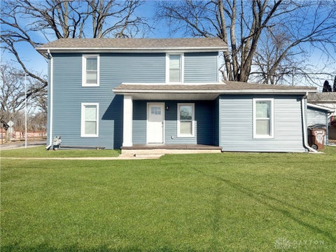 Homes For Sale - 417 N Russell Street<br/> Champaign County, Urbana, OH 43078
