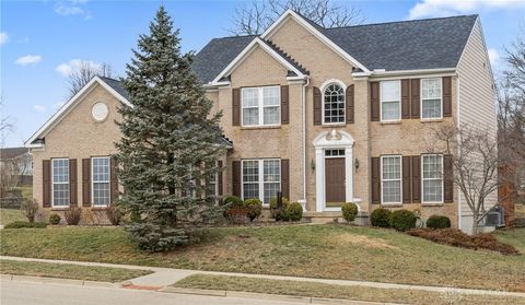 Photo of 2432 Forest Oaks Drive, Beavercreek, OH 45431 (MLS # 952594)