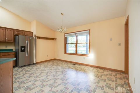 Tiny photo for 827 Shaney Lane, Brookville, OH 45309 (MLS # 946018)