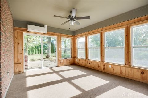 Tiny photo for 827 Shaney Lane, Brookville, OH 45309 (MLS # 946018)