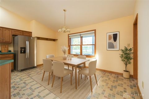 Tiny photo for 827 Shaney Lane, Brookville, OH 45309 (MLS # 946018)