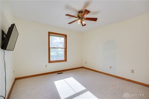 Tiny photo for 827 Shaney Lane, Brookville, OH 45309 (MLS # 946018)
