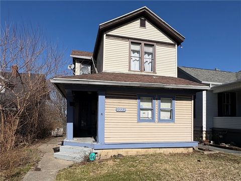 Photo of 2222 Wayne Avenue, Dayton, OH 45410 (MLS # 956538)