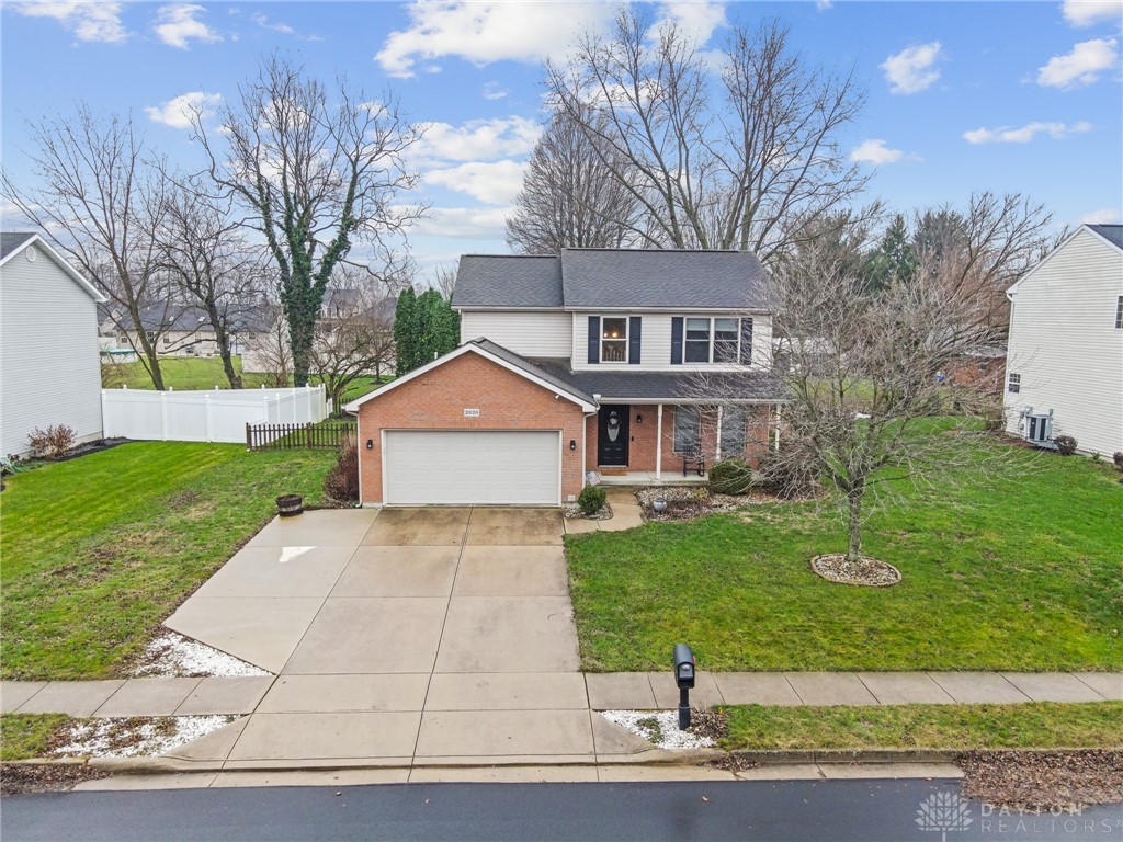 2820 Huntington Drive, Troy, Ohio image 1