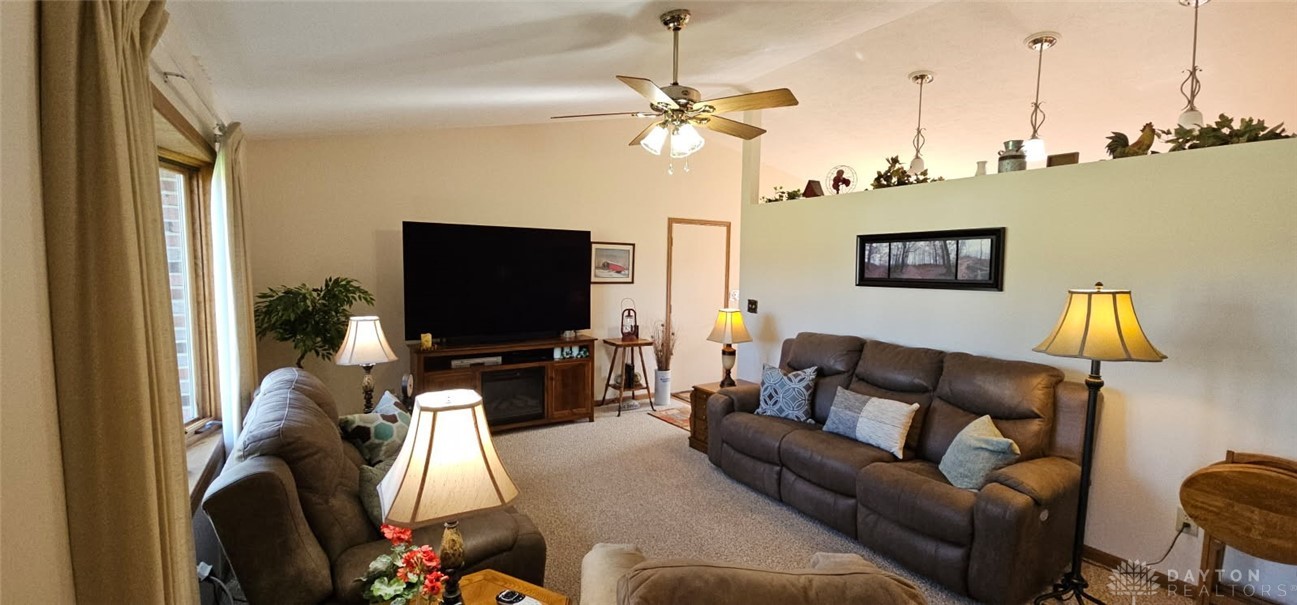 121 Meadowbrook Drive, Eaton, Ohio image 3