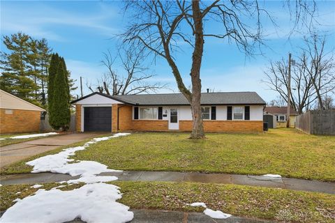 Photo of 17 Lawndale Court, West Milton, OH 45383 (MLS # 952432)