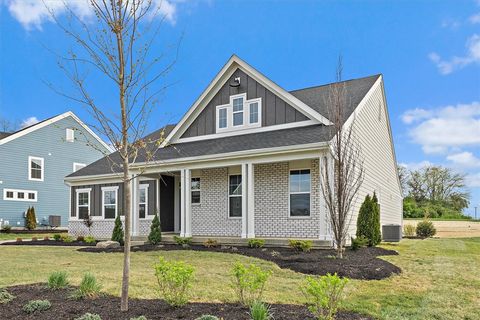 Photo of 3604 Cypress Pointe Drive, Bellbrook, OH 45305 (MLS # 948379)