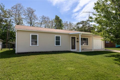 Photo of 868 Cliffside Drive, New Carlisle, OH 45344 (MLS # 959219)