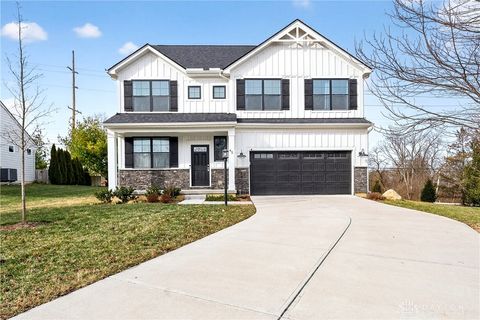 Photo of 45 Marisha Court, Springboro, OH 45066 (MLS # 952088)